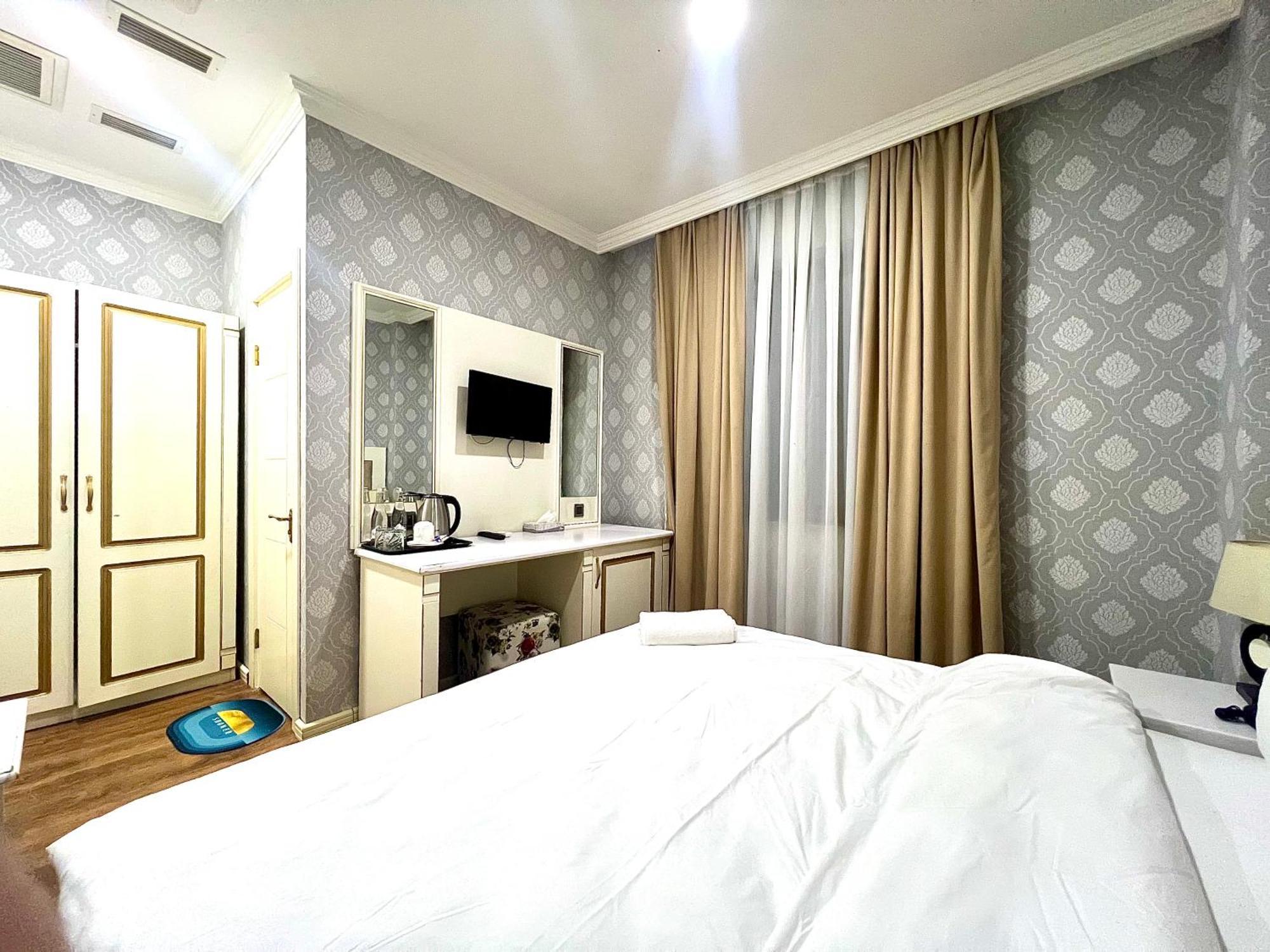 Maris Hotel Baku Exterior foto